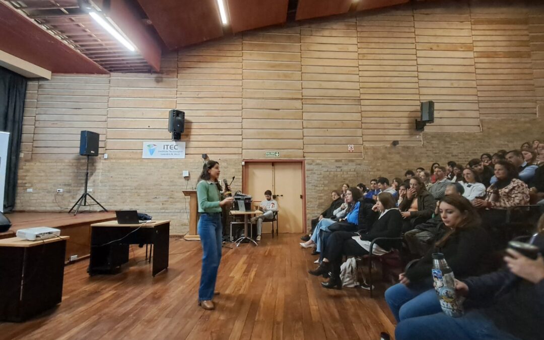 CAPACITACIÓN DOCENTE EN ALEM