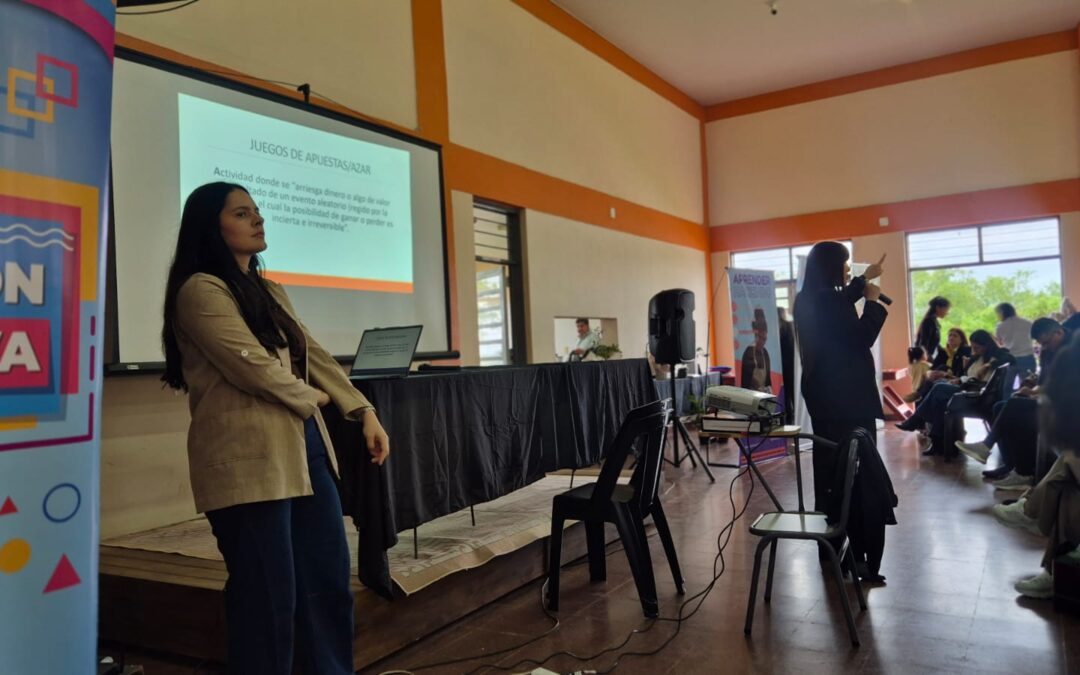 PARTICIPACIÓN EN EL 1ER SEMINARIO TECNOPEDAGÓGICO “Educadores en movimiento”